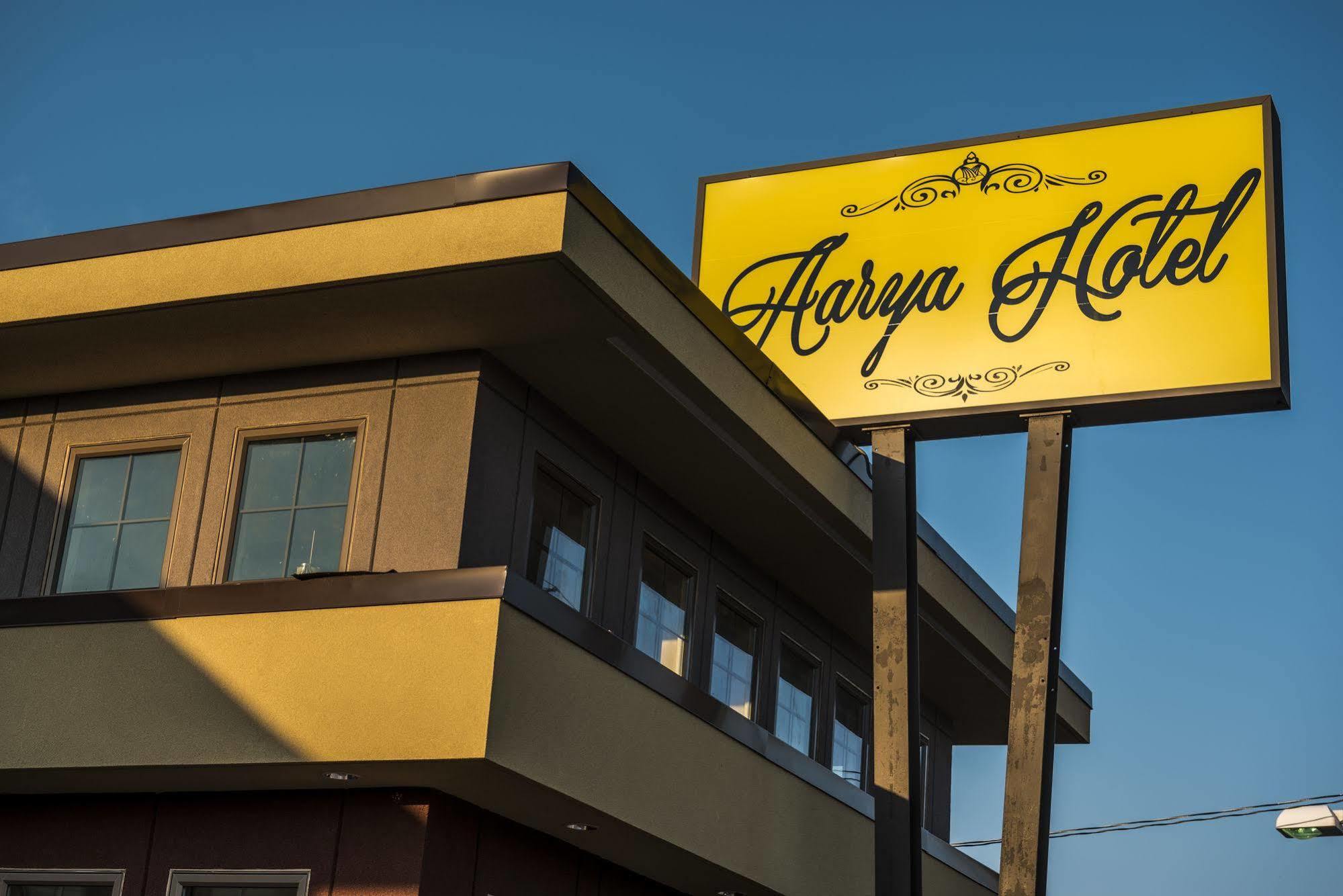 Aarya Hotel By Niagara Fashion Outlets Niagarafallen Exteriör bild